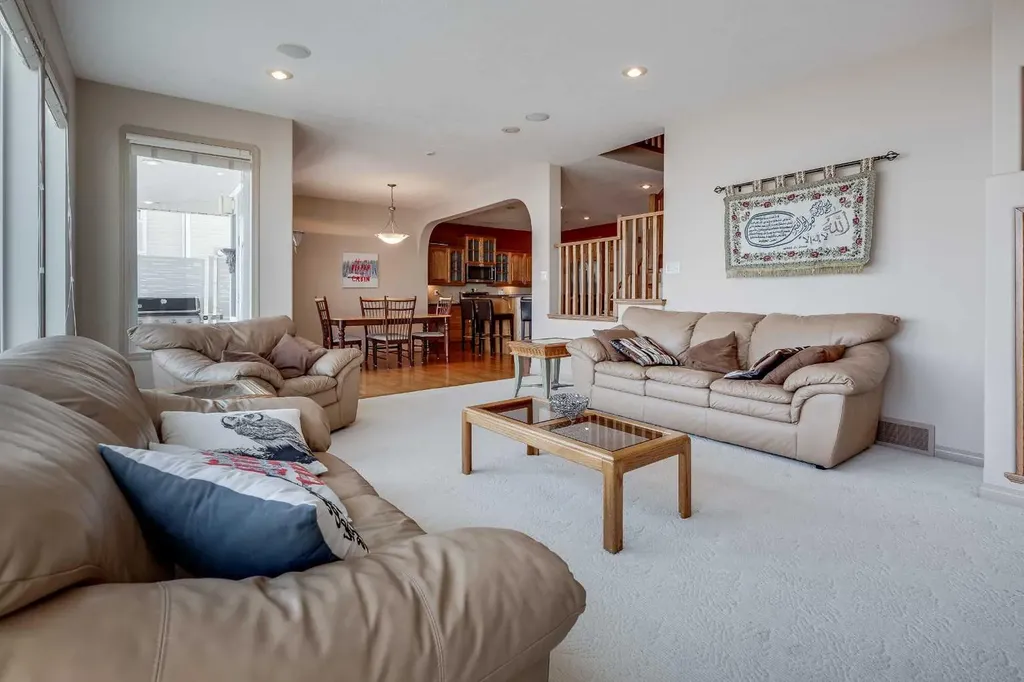 384 Marina Bay Place Sylvan Lake AB T4S 1E9