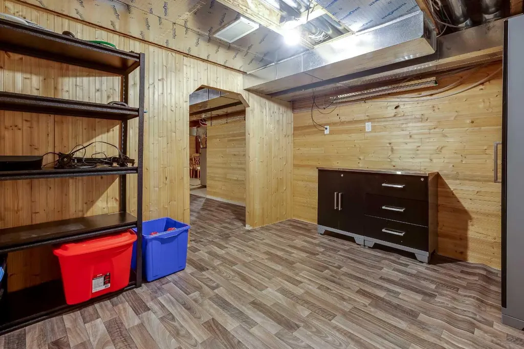 384 Marina Bay Place Sylvan Lake AB T4S 1E9