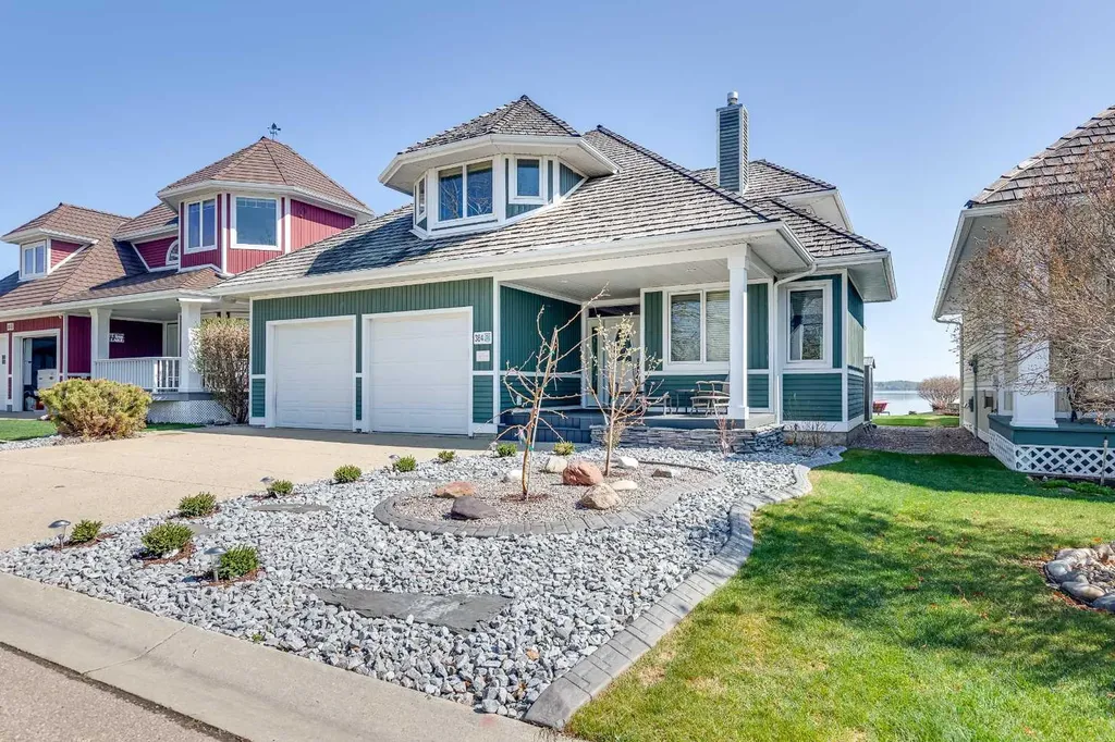 384 Marina Bay Place Sylvan Lake AB T4S 1E9