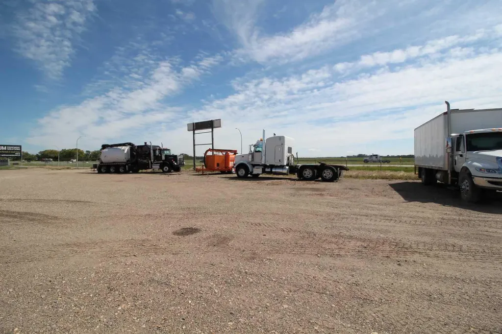 3208 52 Avenue Innisfail AB T4G1E2