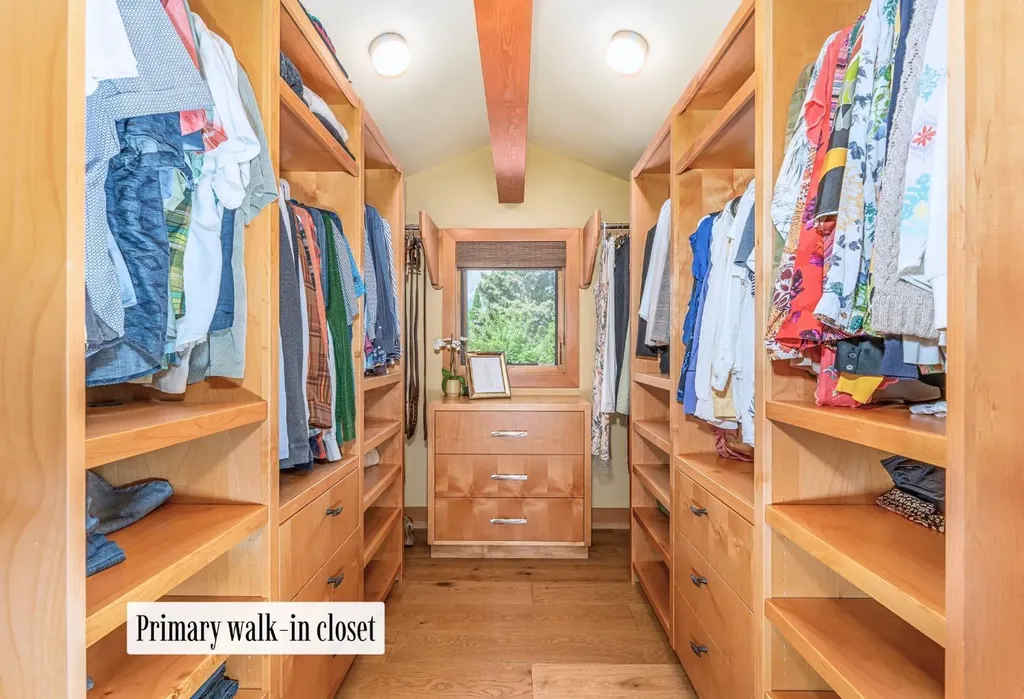 517 4th Street Canmore AB T1W 2E7