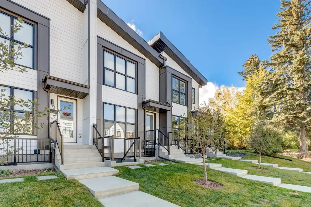 233 25 Avenue NE Calgary AB T2E1Y2