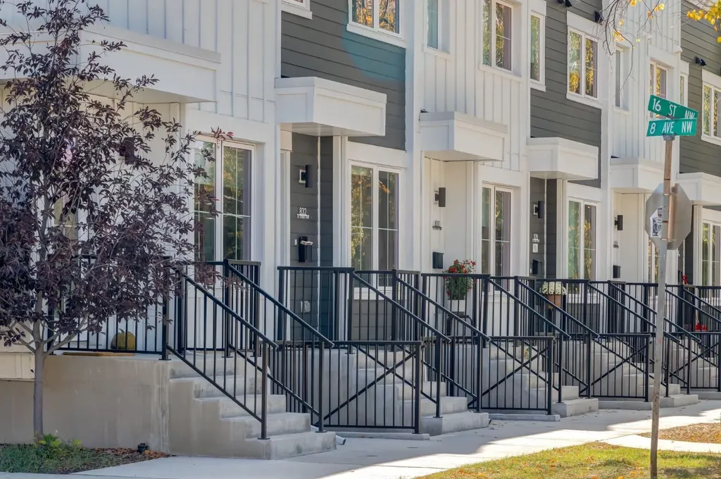 1651 8 Avenue NW Calgary AB T2N1C4