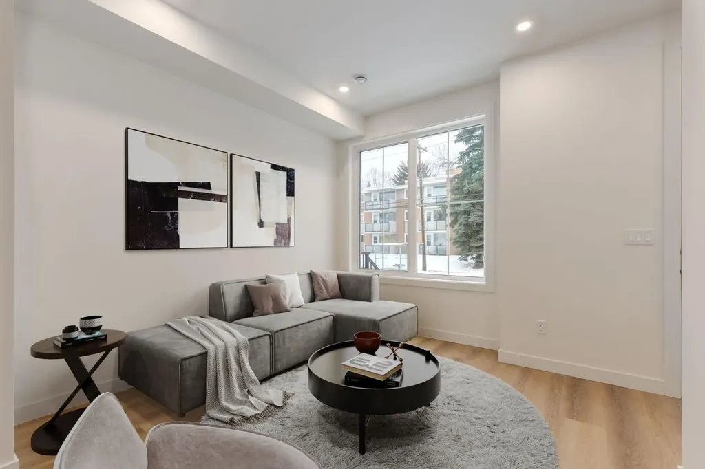 1651 8 Avenue NW Calgary AB T2N1C4