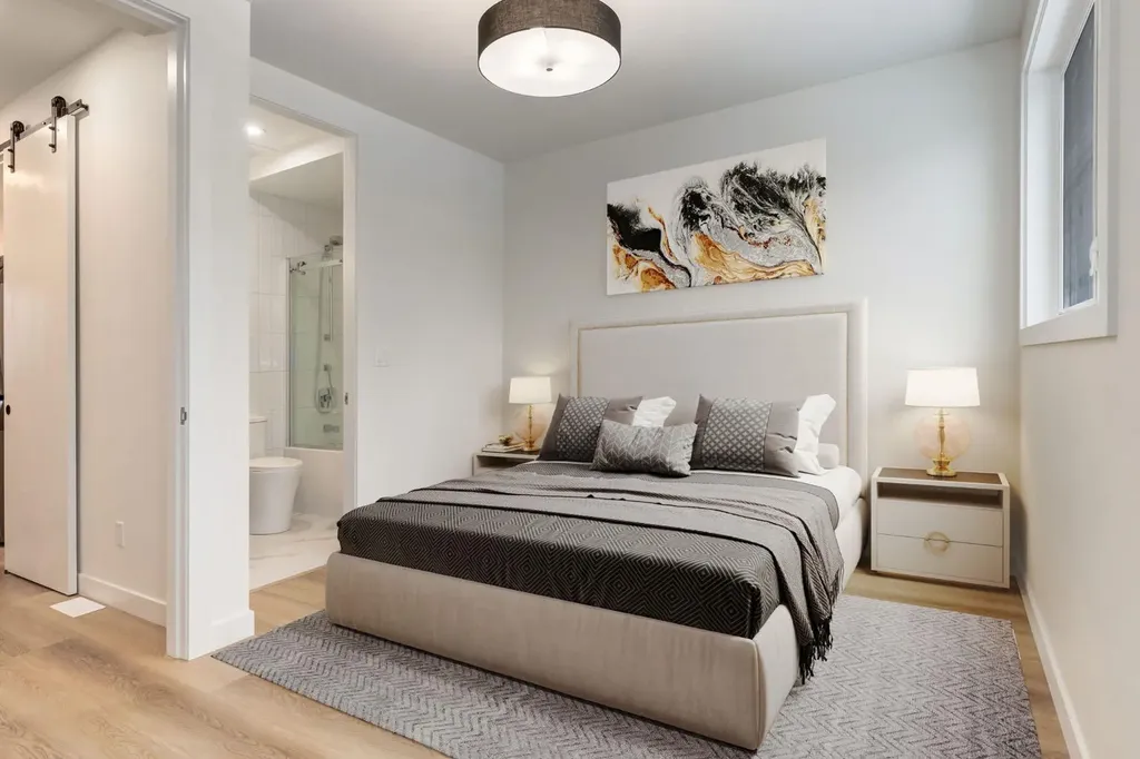 1651 8 Avenue NW Calgary AB T2N1C4