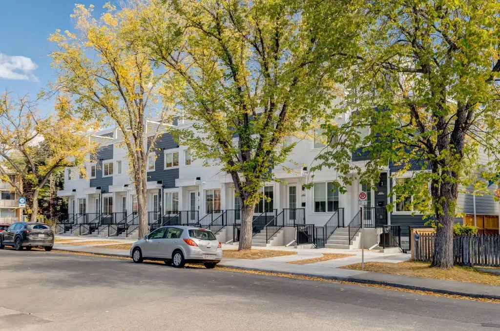 1651 8 Avenue NW Calgary AB T2N1C4