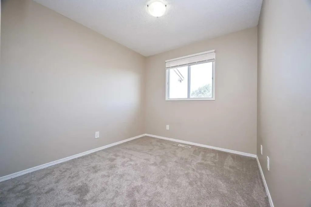 9340 67 Avenue Grande Prairie AB T8W 1C2