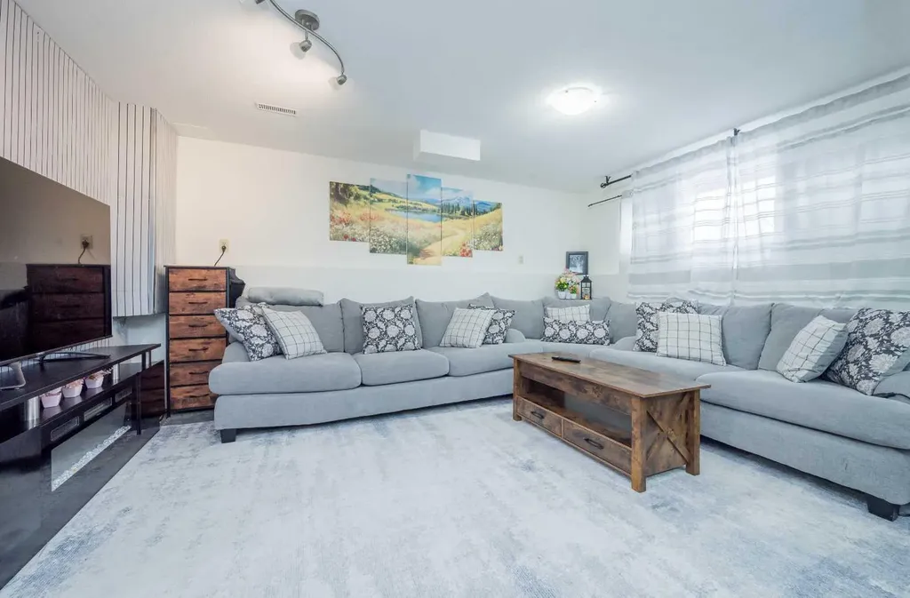9340 67 Avenue Grande Prairie AB T8W 1C2