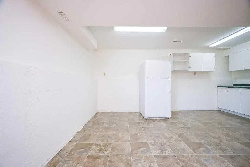 9340 67 Avenue Grande Prairie AB T8W 1C2