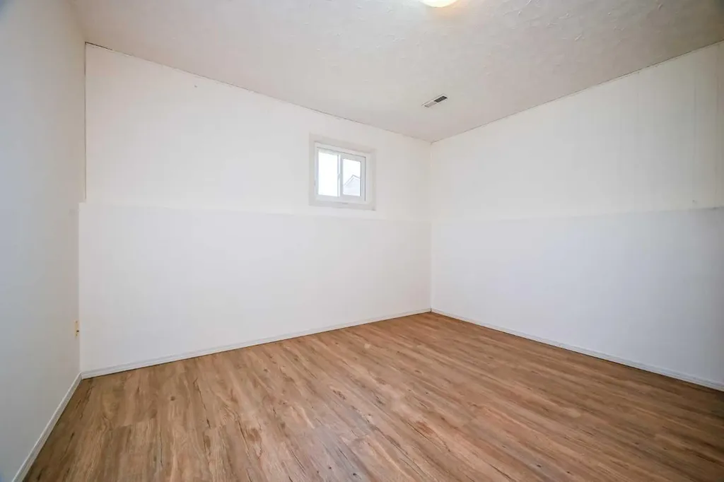9340 67 Avenue Grande Prairie AB T8W 1C2