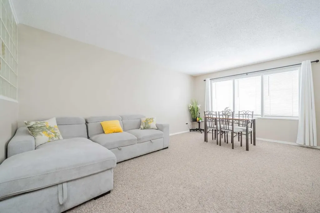 9340 67 Avenue Grande Prairie AB T8W 1C2
