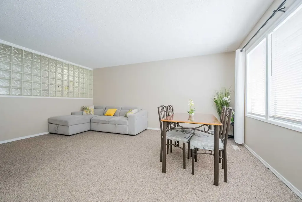 9340 67 Avenue Grande Prairie AB T8W 1C2