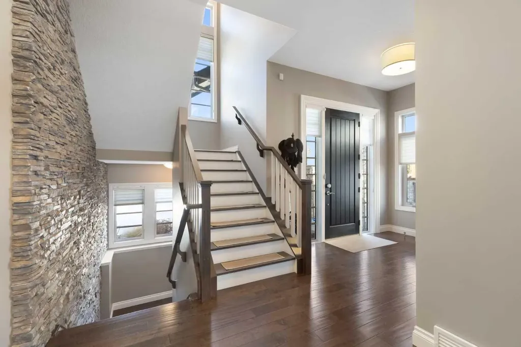 800 E Lakeview Road Chestermere AB T1X 1R2