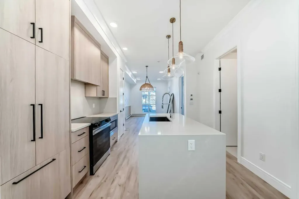 4270 Norford Avenue NW Calgary AB T3B 6L8