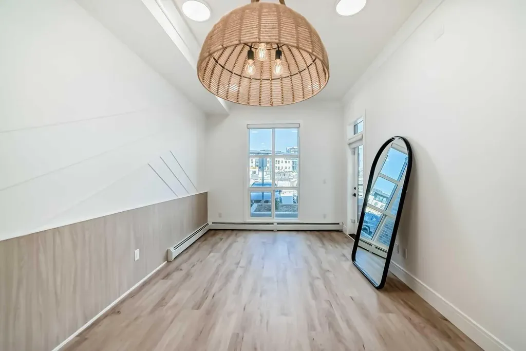4270 Norford Avenue NW Calgary AB T3B 6L8