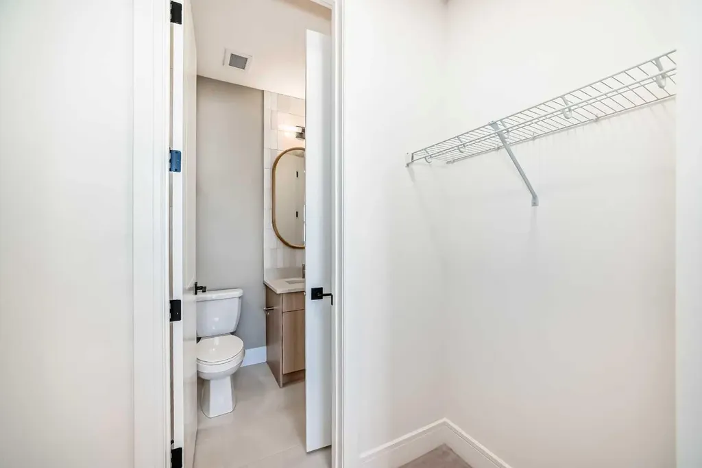 4270 Norford Avenue NW Calgary AB T3B 6L8