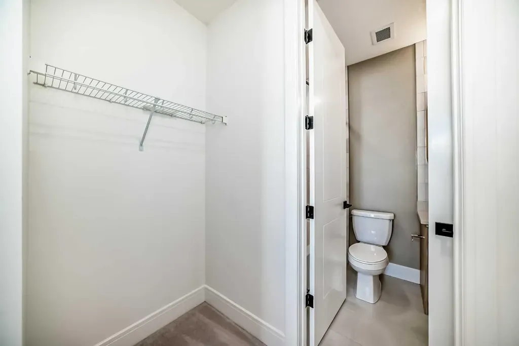 4270 Norford Avenue NW Calgary AB T3B 6L8