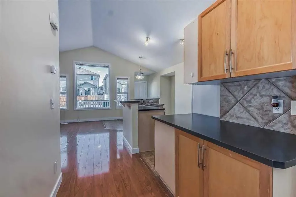 211 Saddlebrook Way NE Calgary AB T3J0B5