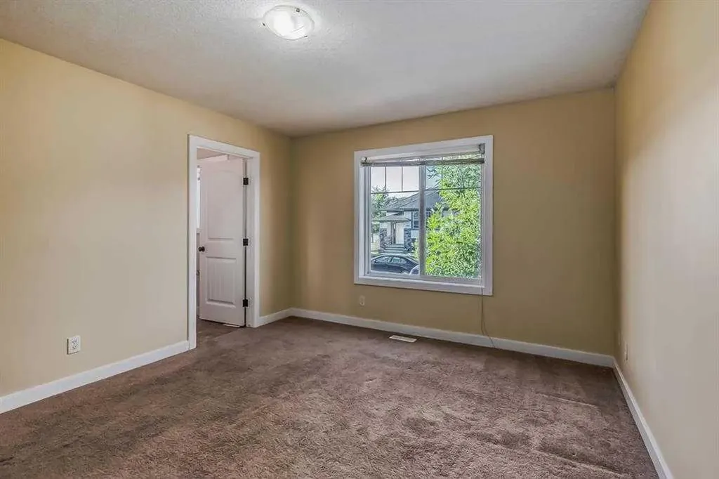 211 Saddlebrook Way NE Calgary AB T3J0B5