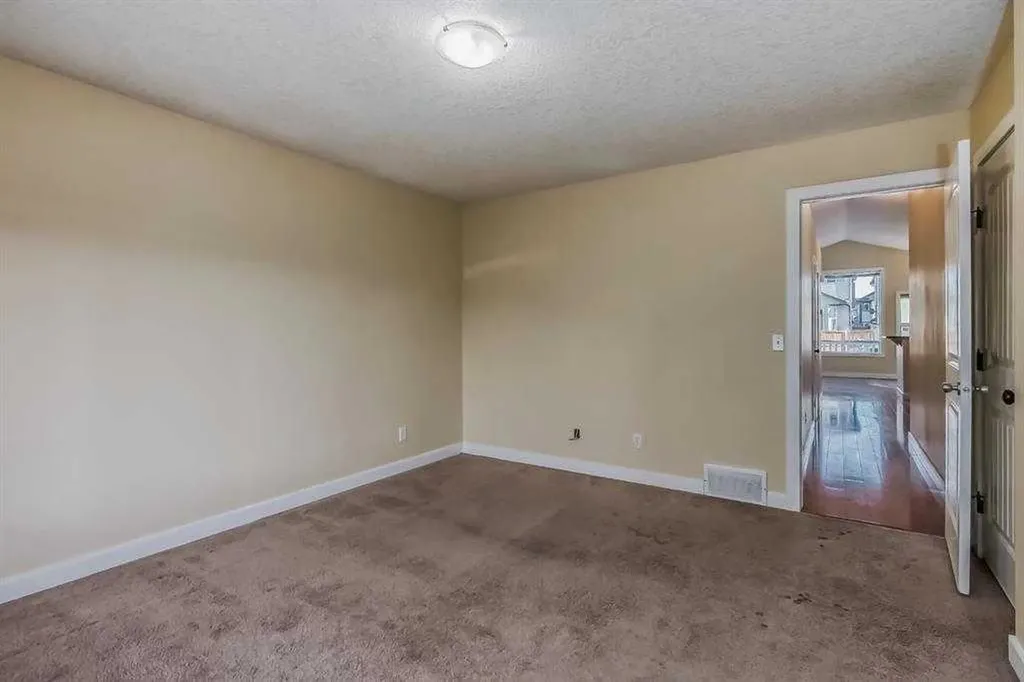 211 Saddlebrook Way NE Calgary AB T3J0B5