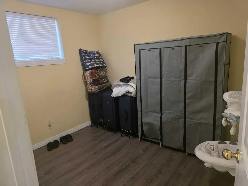 211 Saddlebrook Way NE Calgary AB T3J0B5