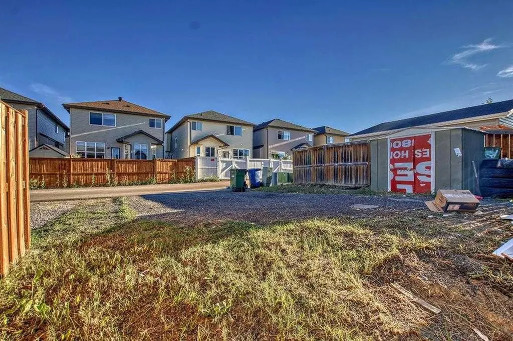 211 Saddlebrook Way NE Calgary AB T3J0B5