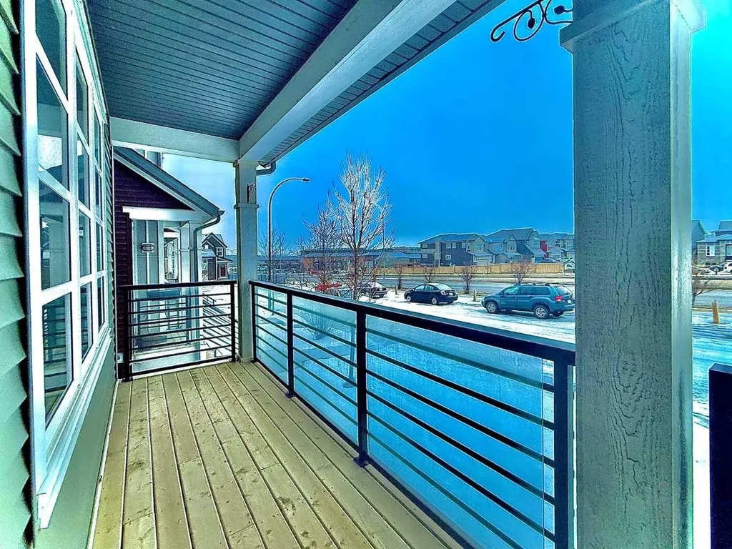 189 Carringvue Way NW Calgary AB T3P 1K6