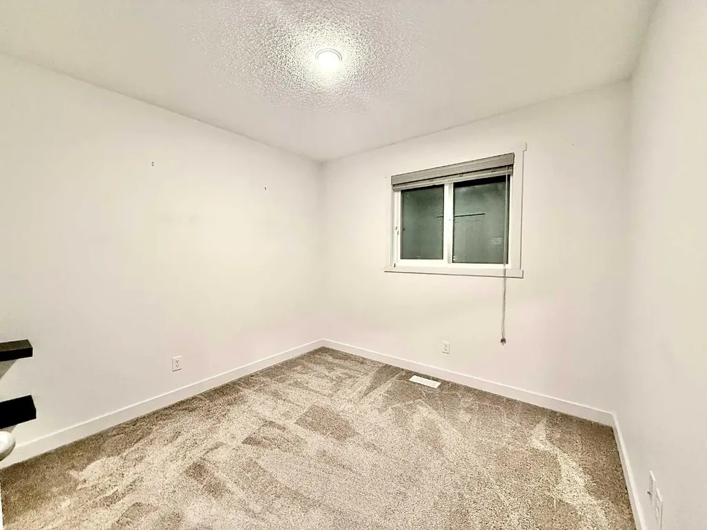 189 Carringvue Way NW Calgary AB T3P 1K6