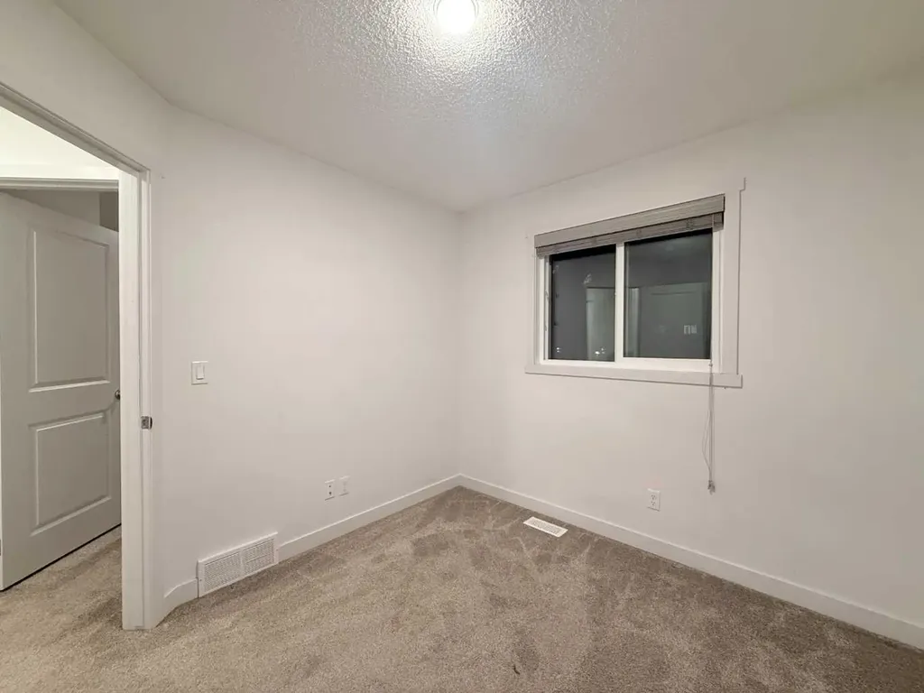 189 Carringvue Way NW Calgary AB T3P 1K6