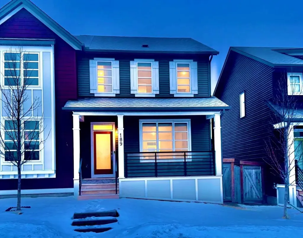 189 Carringvue Way NW Calgary AB T3P 1K6