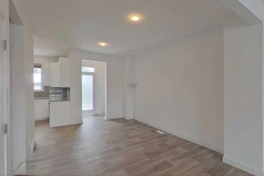 189 Carringvue Way NW Calgary AB T3P 1K6