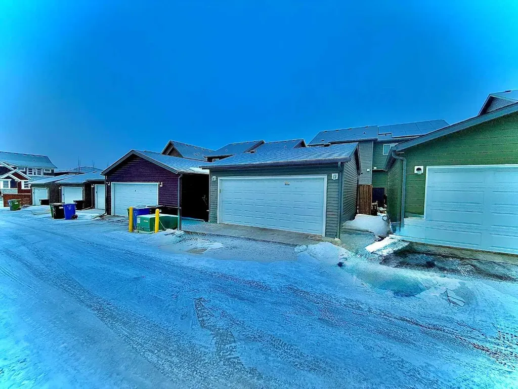 189 Carringvue Way NW Calgary AB T3P 1K6