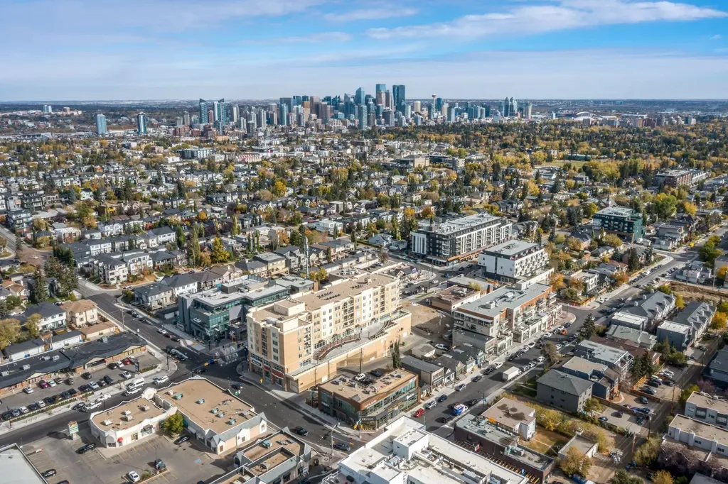 2032 34 Avenue SW Calgary AB T2T 2C3