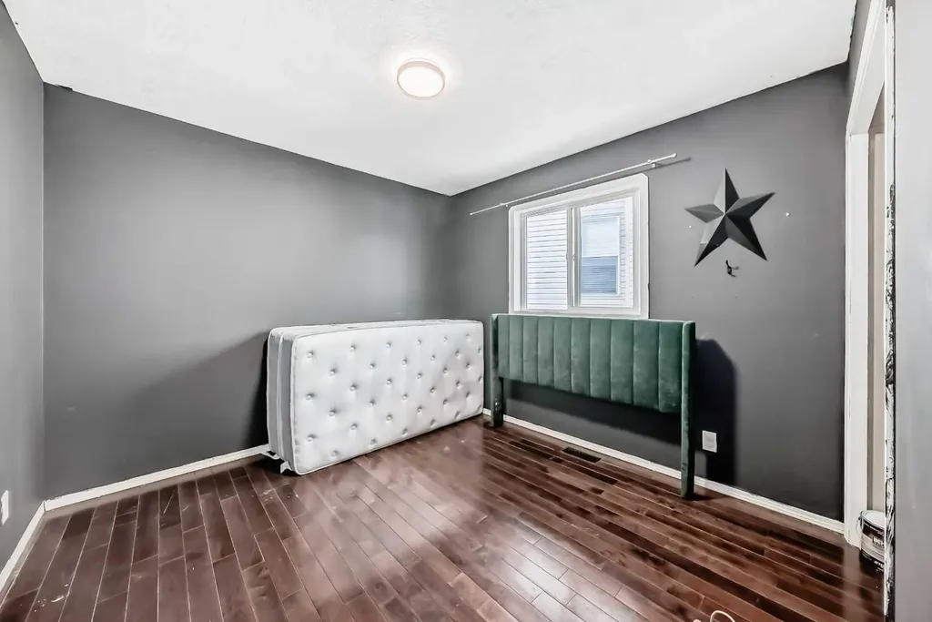 29 Duval Crescent Red Deer AB T4R 2Y6