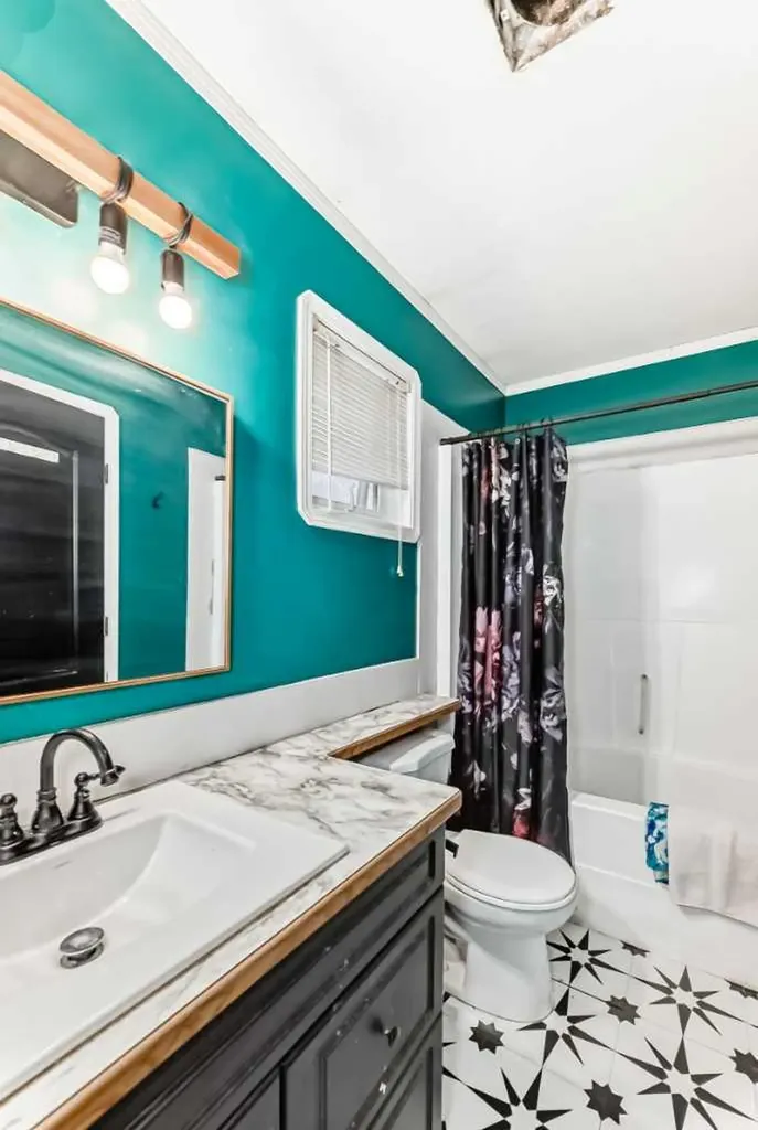 29 Duval Crescent Red Deer AB T4R 2Y6