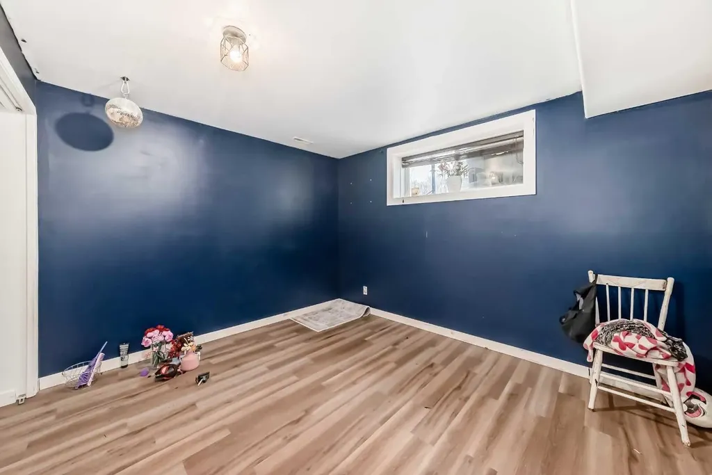 29 Duval Crescent Red Deer AB T4R 2Y6