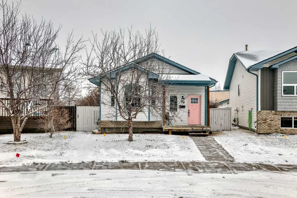 29 Duval Crescent Red Deer AB T4R 2Y6