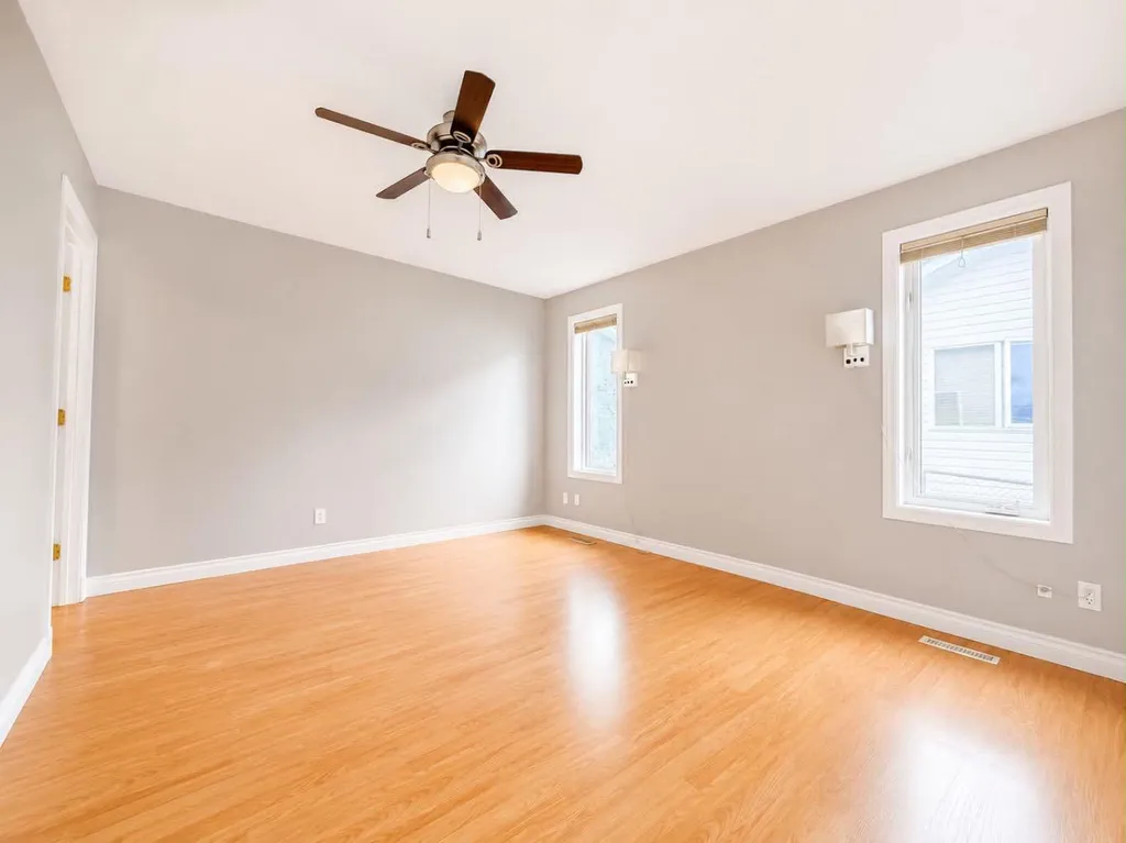 10913 Grande Avenue Grande Cache AB t0e0y0
