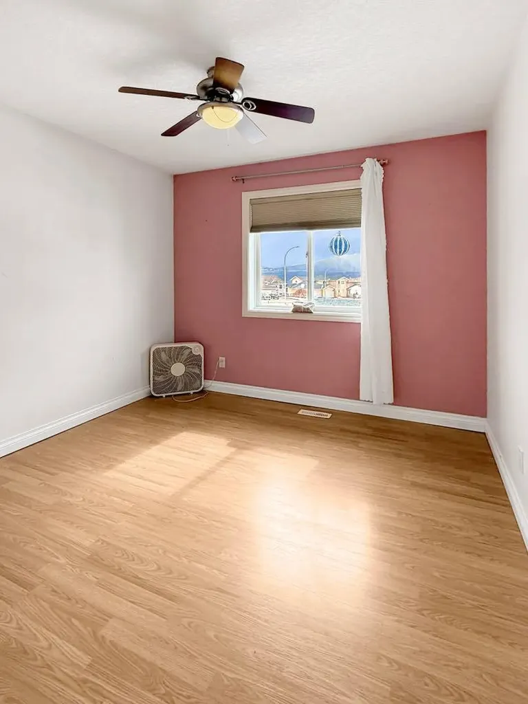 10913 Grande Avenue Grande Cache AB t0e0y0