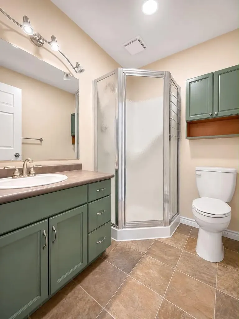 10913 Grande Avenue Grande Cache AB t0e0y0