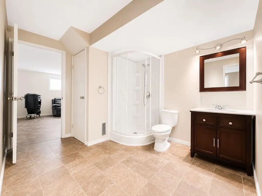 10913 Grande Avenue Grande Cache AB t0e0y0