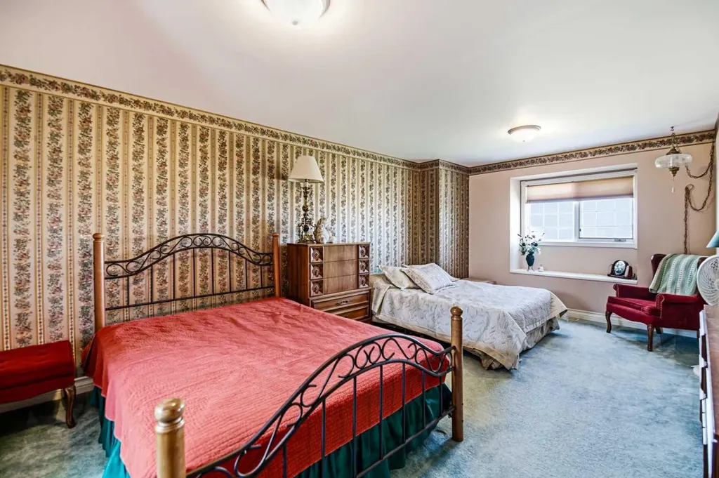 3000 35 Street Ponoka AB T4J 1A7