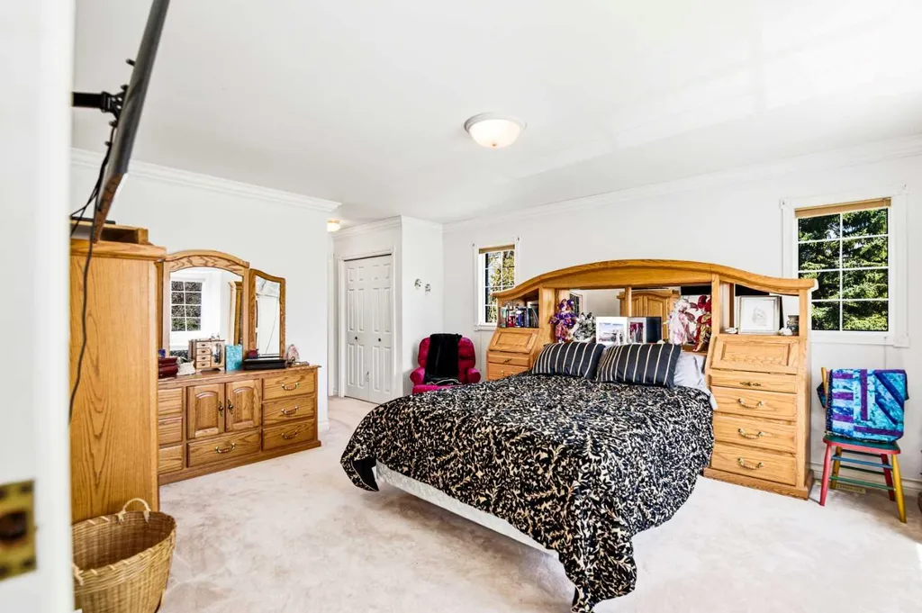 3000 35 Street Ponoka AB T4J 1A7