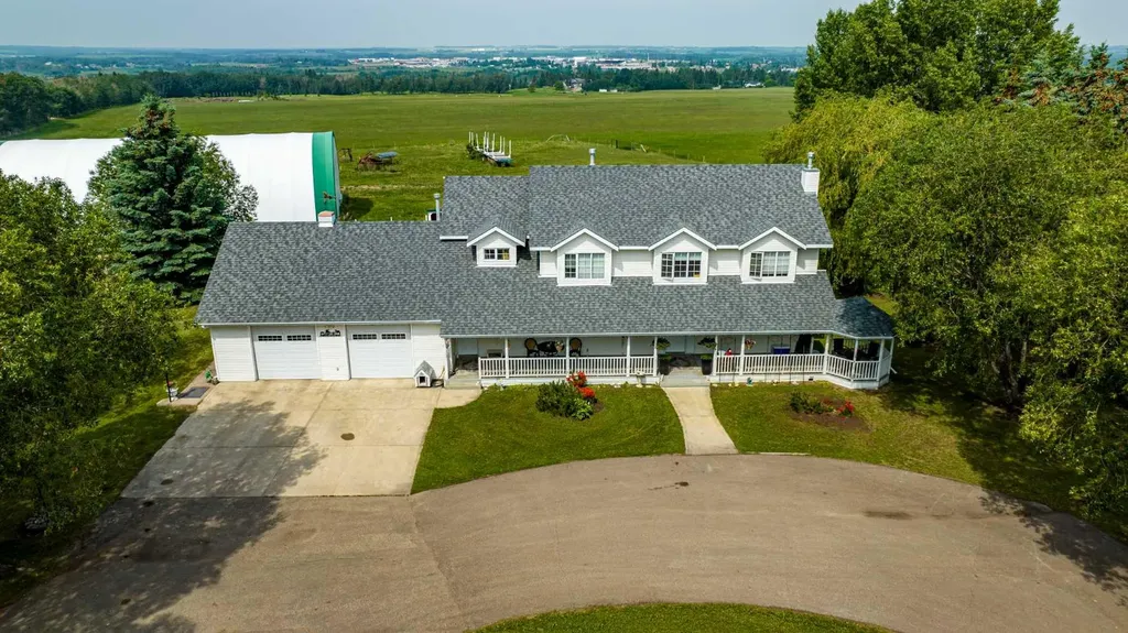 3000 35 Street Ponoka AB T4J 1A7