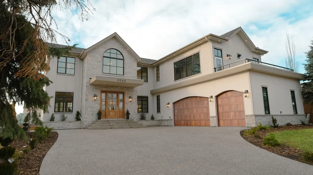 2945 Toronto Crescent NW Calgary AB T2N 3W4