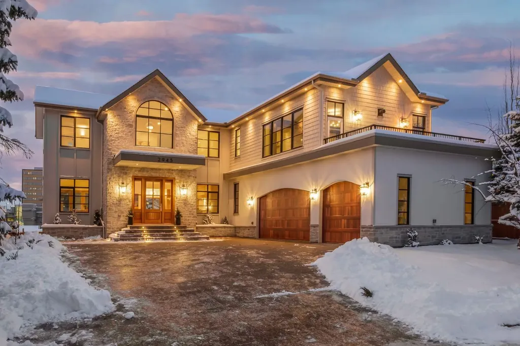 2945 Toronto Crescent NW Calgary AB T2N 3W4