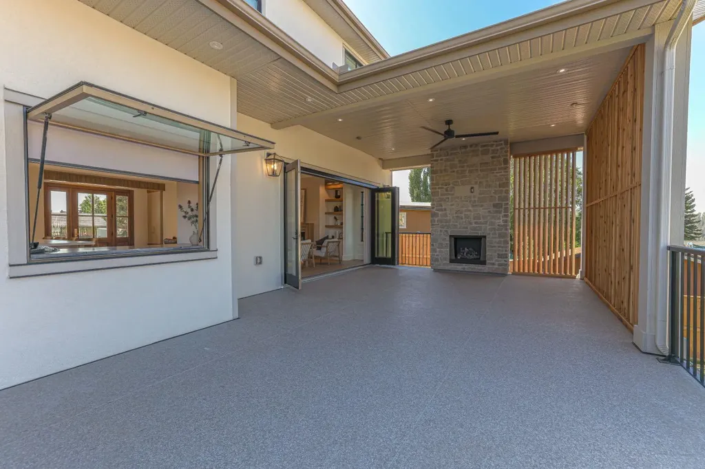 2945 Toronto Crescent NW Calgary AB T2N 3W4