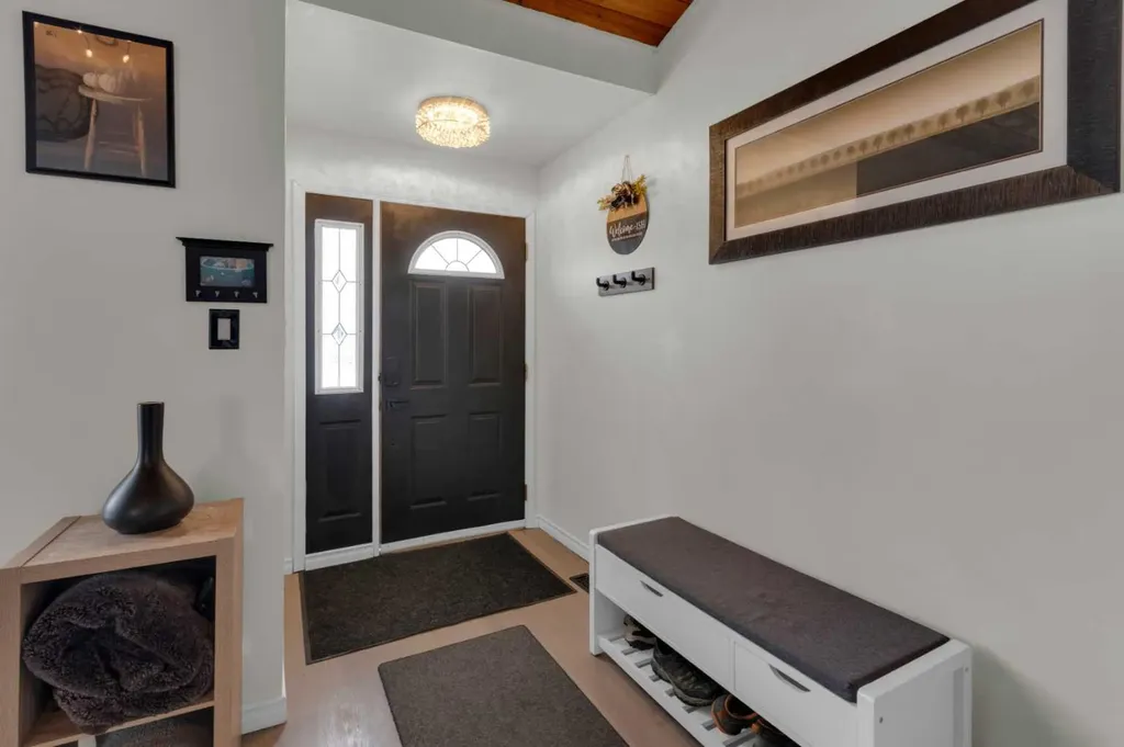 415 Bruce Avenue Carbon AB T0M 0L0