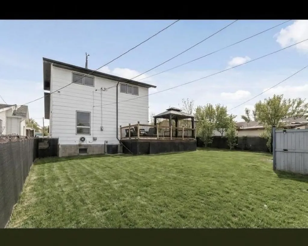415 Bruce Avenue Carbon AB T0M 0L0