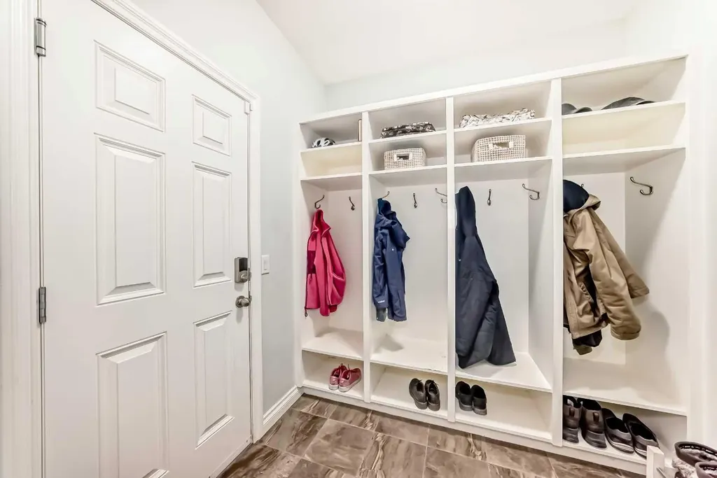 98 Mahogany Way SE Calgary AB T3M 1N5